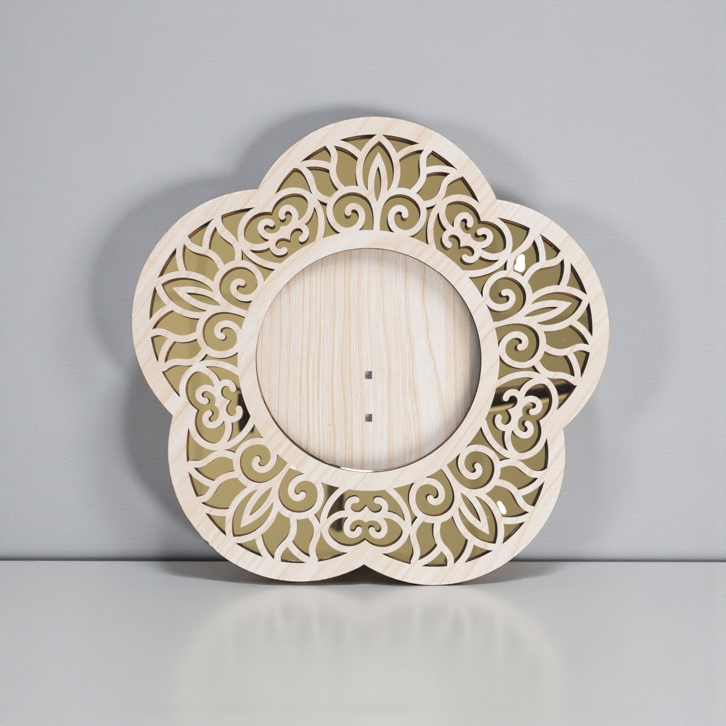 Izels Flower Shape Photo Frame - Wooden