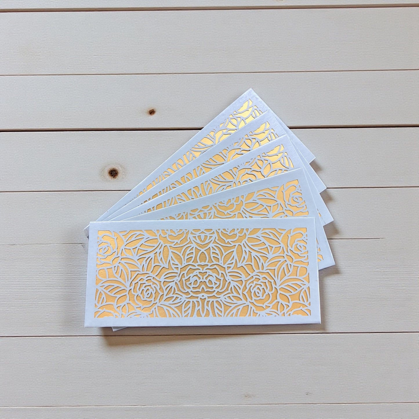 Shagun Lifafa - Blue & Golden Rose Floral design (10 Pcs)