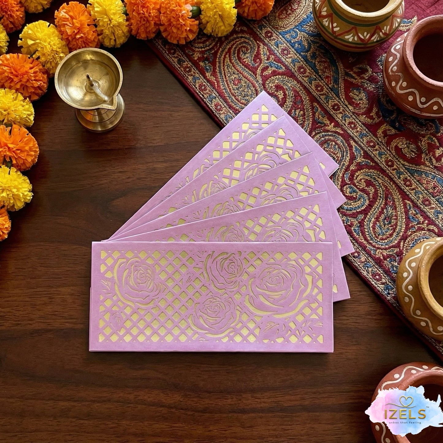 Shagun Lifafa - Lavender & Golden Floral design (10 Pcs)